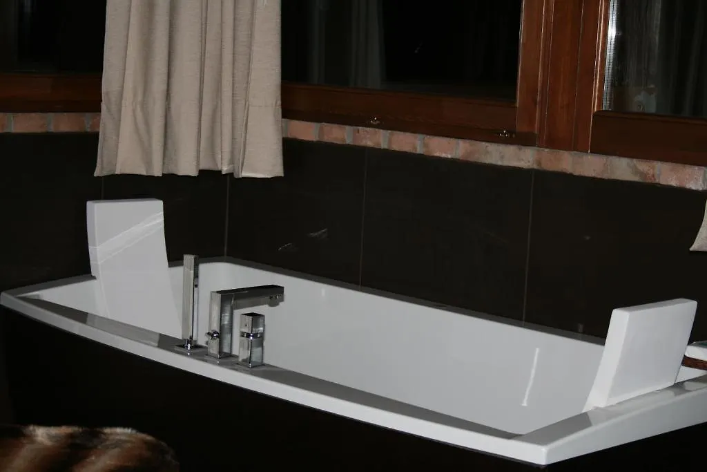 Relais Il Monticello Guest House Montefiore Conca Italy